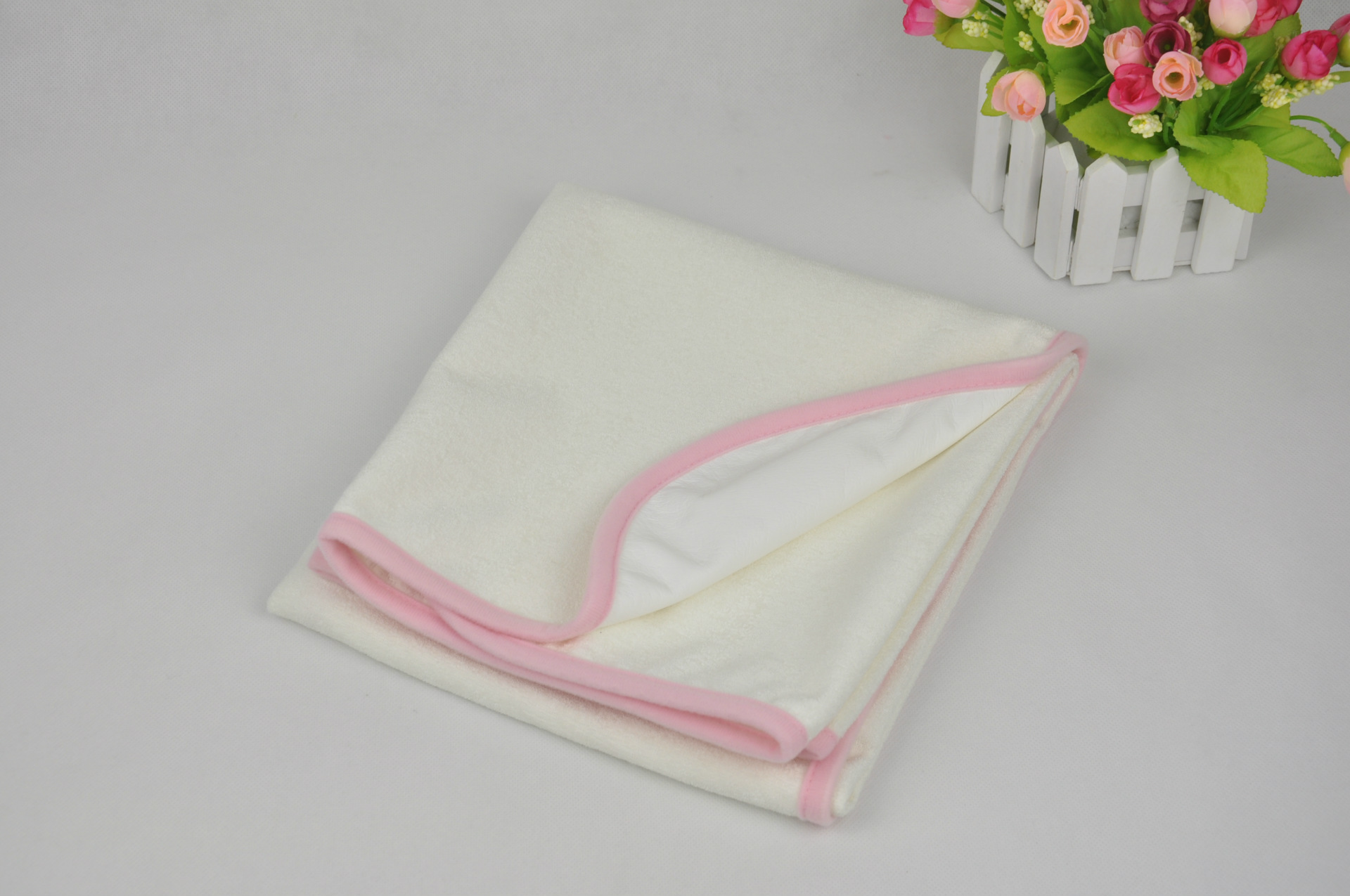 廠家直銷竹纖維隔尿墊 優(yōu)質母嬰用品批發(fā)首選